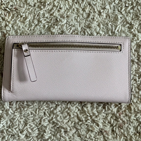 Kate Spade pale Pink snap close wallet - Picture 3 of 3